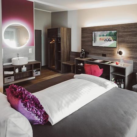 Hotel Hildebrandt'S นอยมึนสเตอร์ ภายนอก รูปภาพ