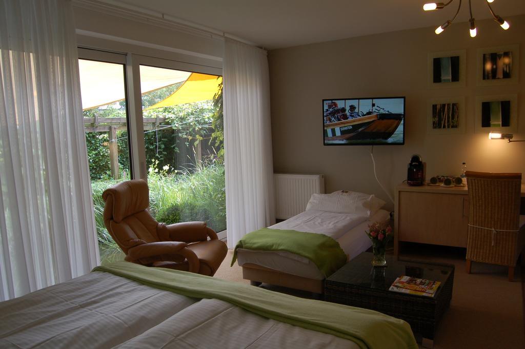 Hotel Hildebrandt'S นอยมึนสเตอร์ ห้อง รูปภาพ
